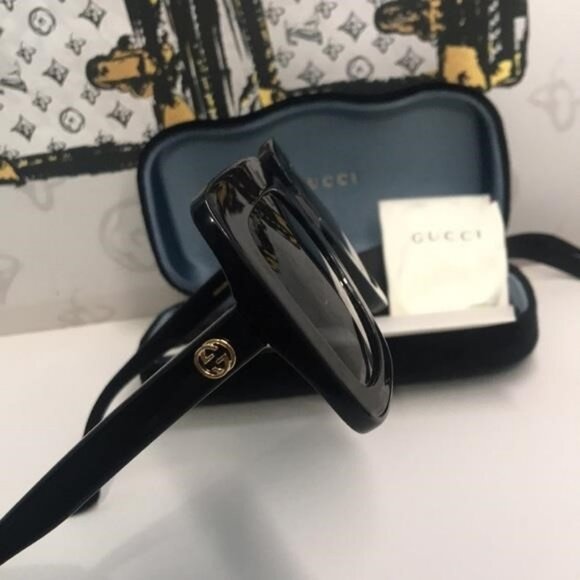 New Authentic Gucci GG0328S 001 Black Square Sunglasses Grey Gradient Lenses - Picture 3 of 11